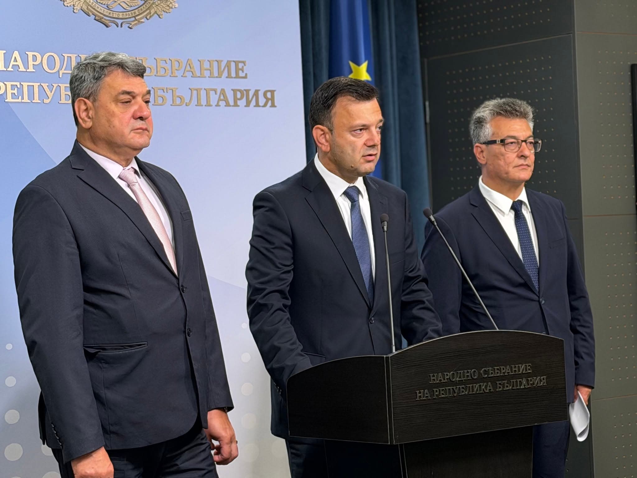 „ПРОГРЕСИВНА БЪЛГАРИЯ“ предлага патрулките да бъдат оборудвани с дефибрилатори