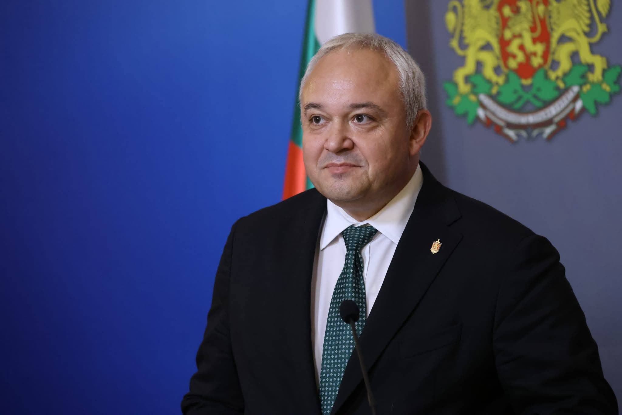 Правителството обмисля по-строги наказания за престъпления на непълнолетни