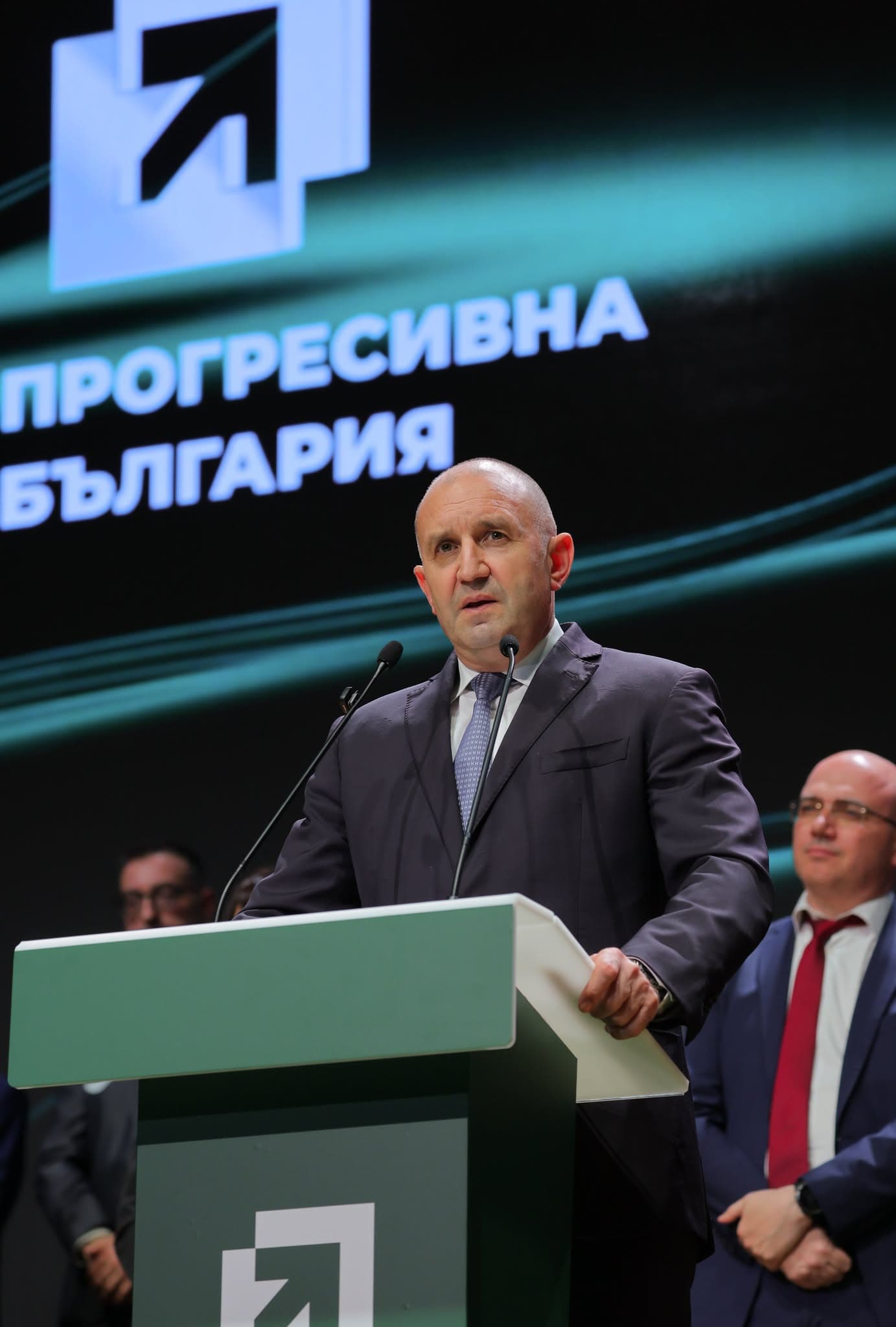 Президентът (2017 – 2026 г.) и лидер на „Прогресивна България“ Румен Радев днес ще посети Стара Загора, Казанлък и Пазарджик